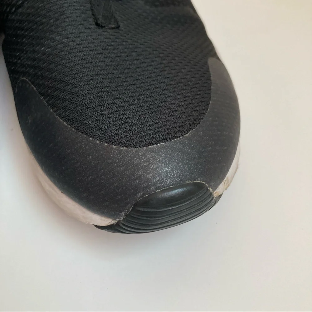 Nike Air Huarache Black Running Shoes Sz 10.5 RN 89151-008